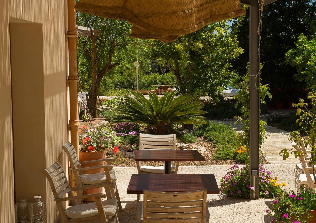 Home Hotel The Pink Pepper Tree Lloseta Zewnętrze zdjęcie